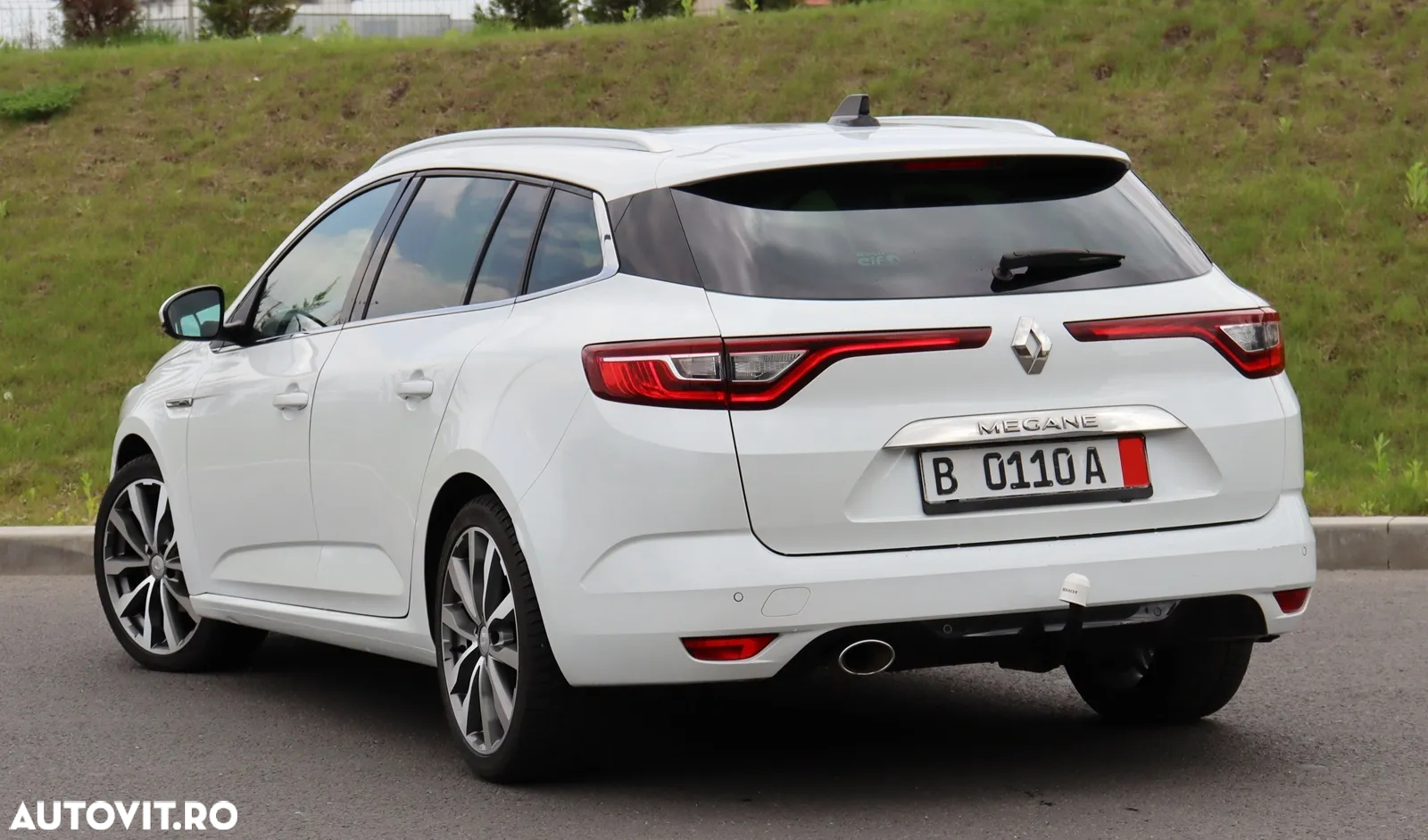 Renault Megane Grandtour BLUE dCi 115 EDC BOSE EDITION - 9
