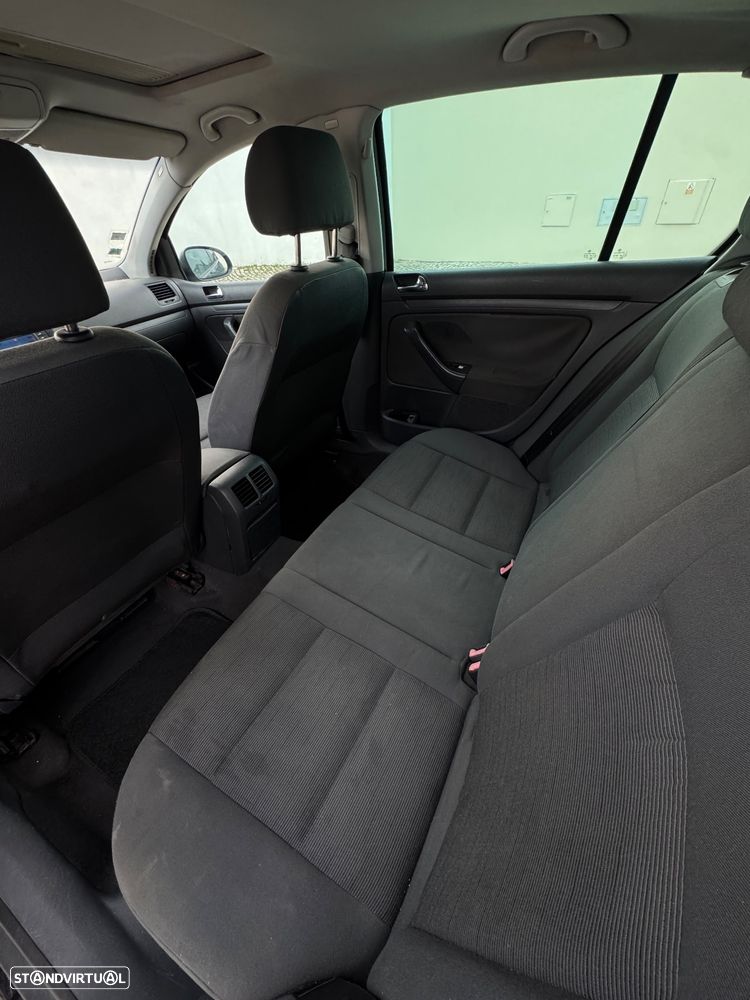 VW Golf 1.9 TDi Highline - 11