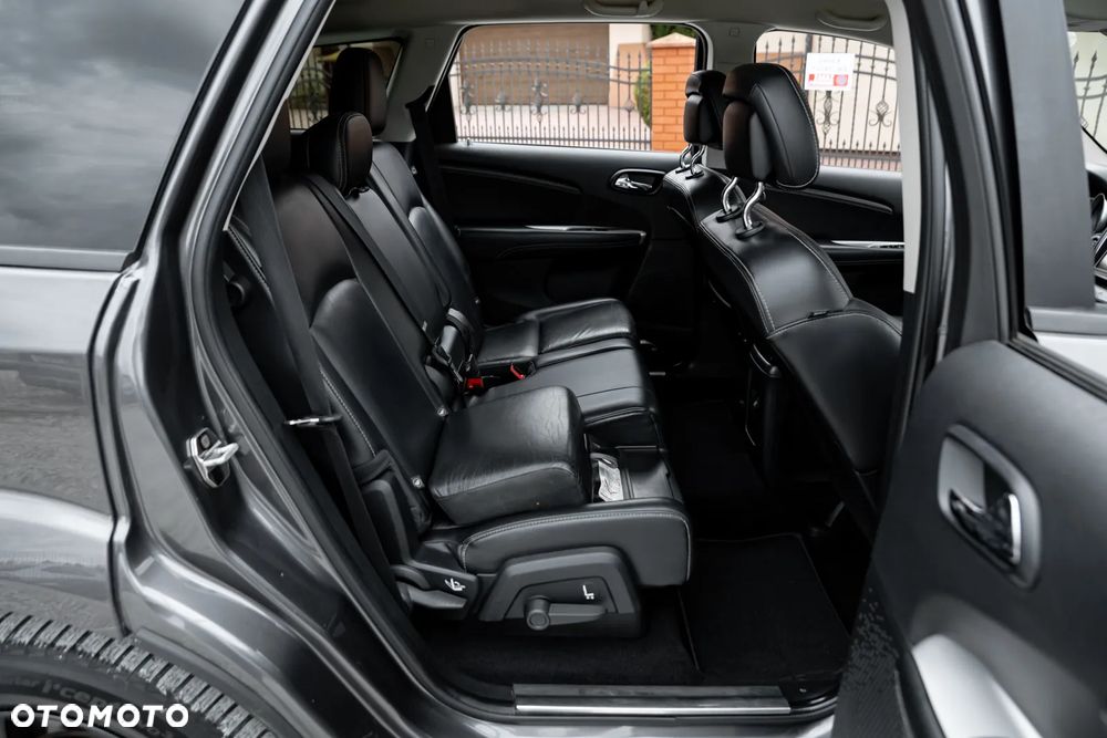 Fiat Freemont 2.0 Multijet 16V DPF Automatik Allrad Black Code - 27