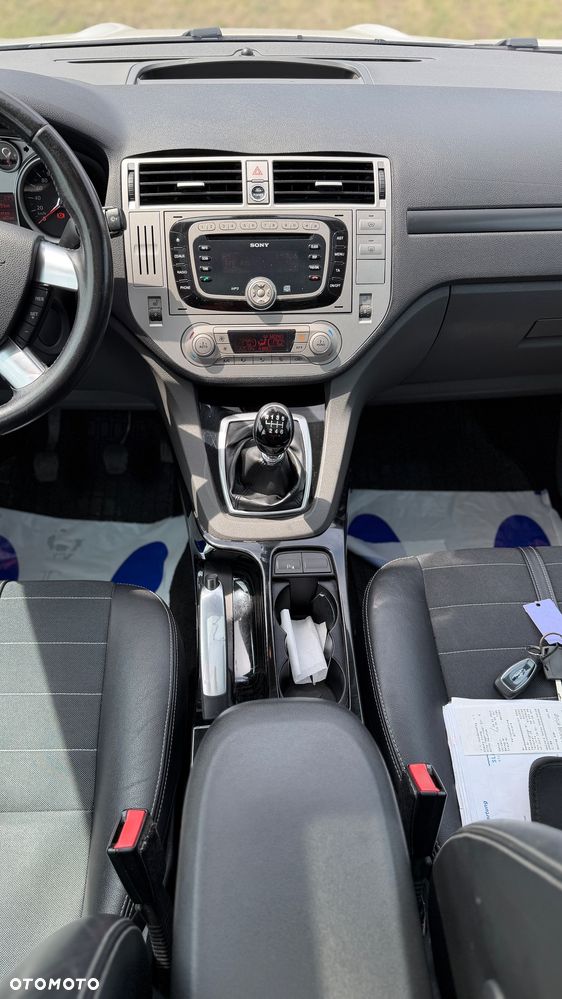 Ford Kuga 2.0 TDCi 4x4 Individual - 27
