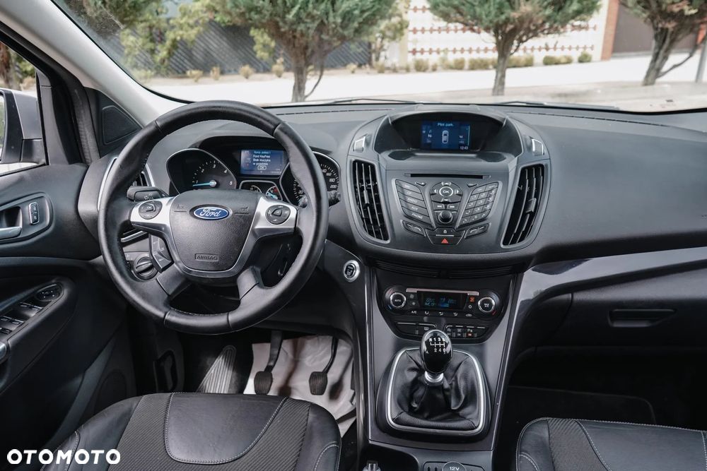 Ford Kuga 2.0 TDCi FWD Titanium - 17