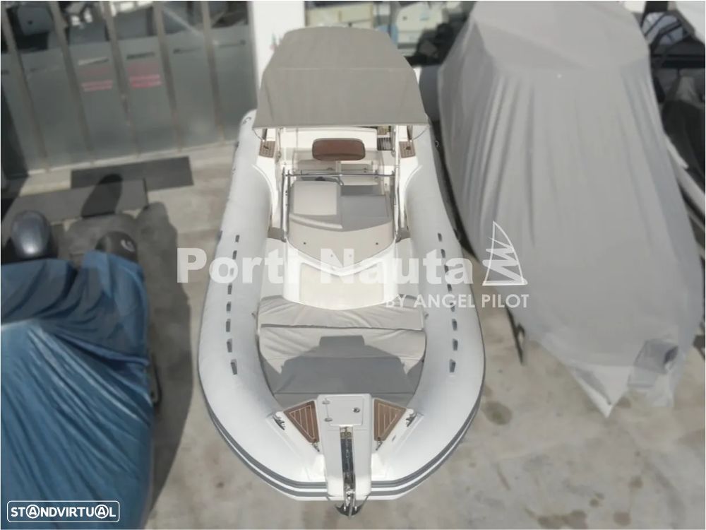 Capelli Tempest 850 Open - 2