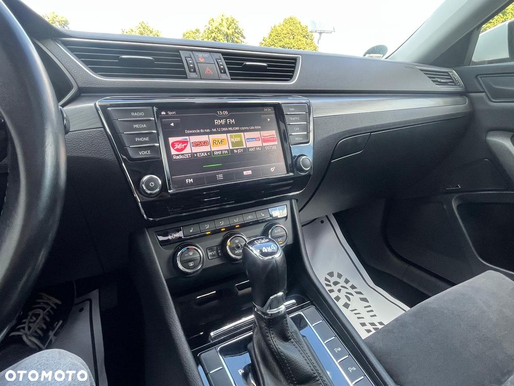 Skoda Superb 2.0 TSI 4x4 DSG Style - 19