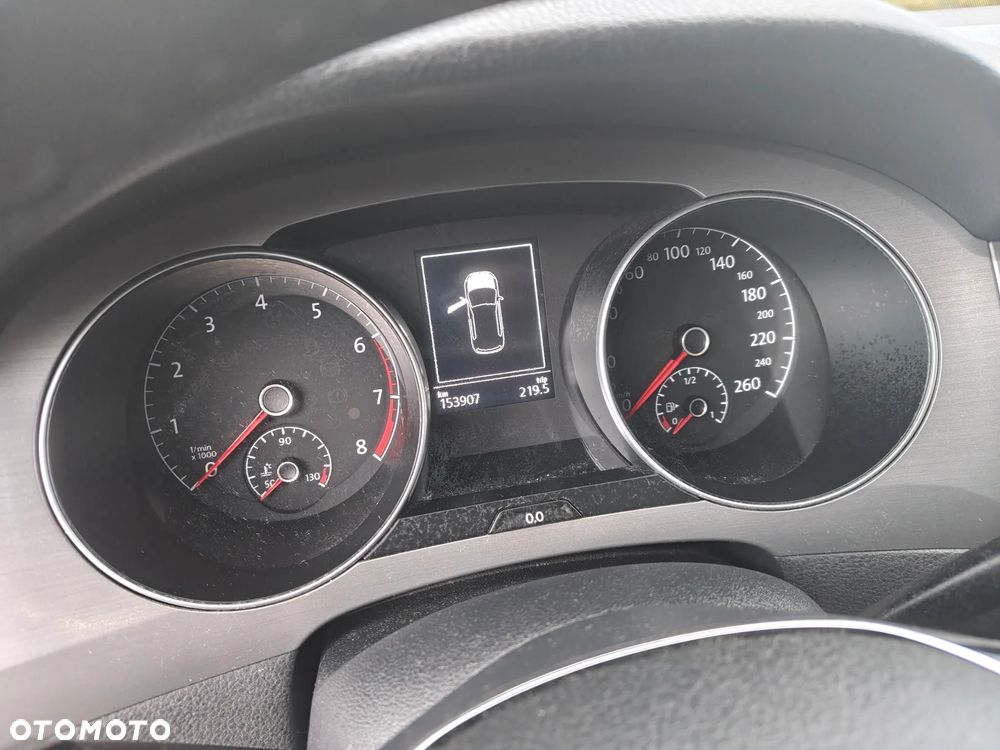 Volkswagen Golf - 16