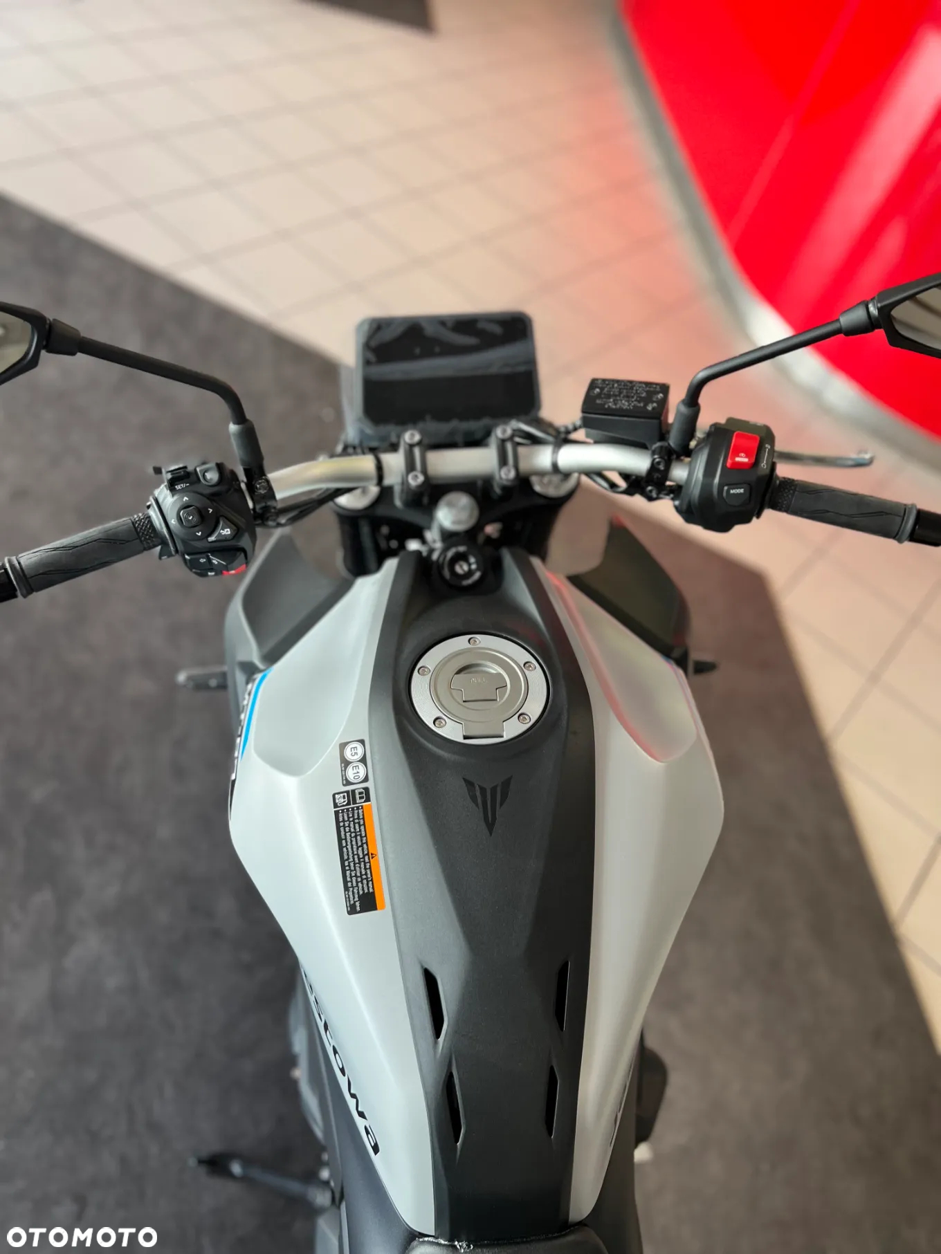 Yamaha MT - 33