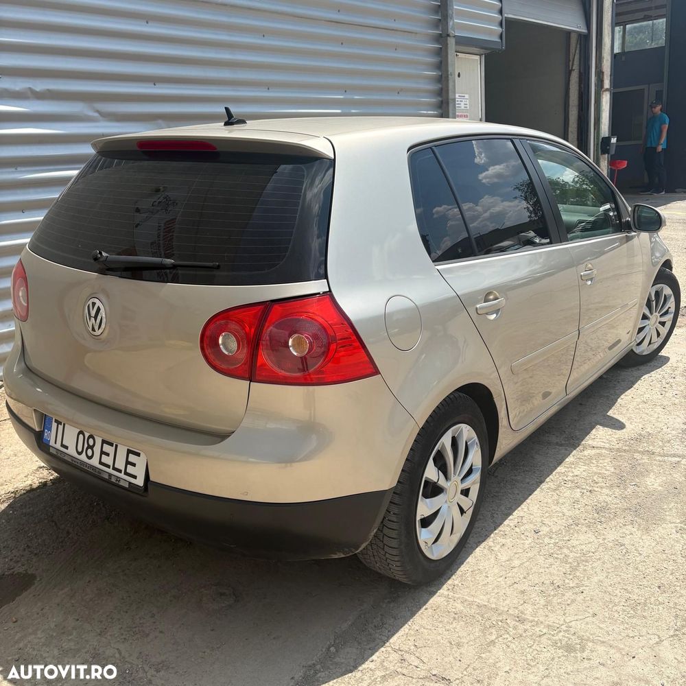 Volkswagen Golf - 3