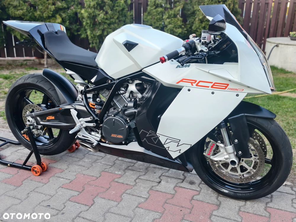KTM RC 8 - 2