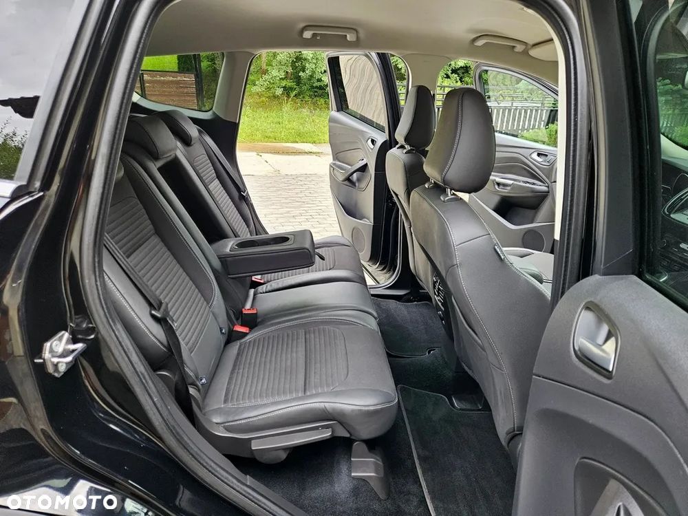 Ford Kuga - 23