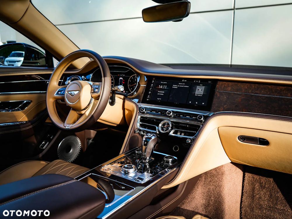 Bentley Flying Spur - 17