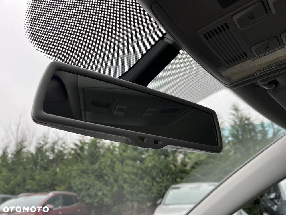 Volkswagen Golf 1.2 TSI BMT Trendline - 21