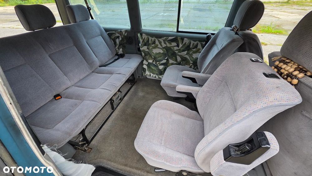 Volkswagen Transporter - 11