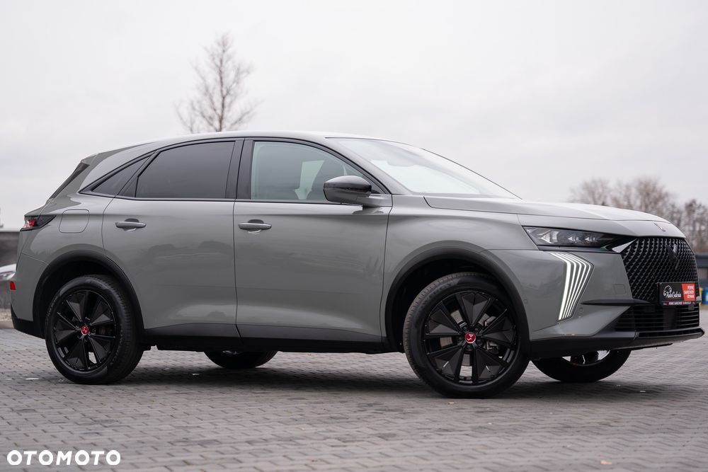 DS Automobiles DS 7 Crossback 1.6 E-Tense Performance Line + - 7