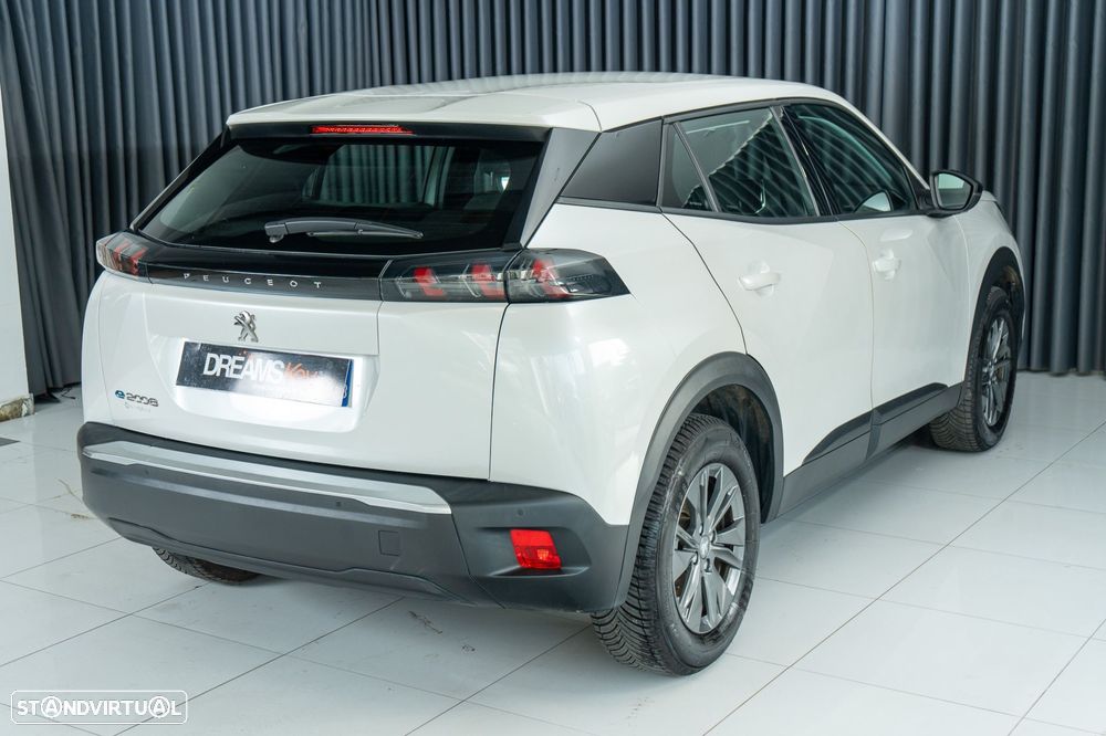 Peugeot e-2008 50 kWh Active - 23