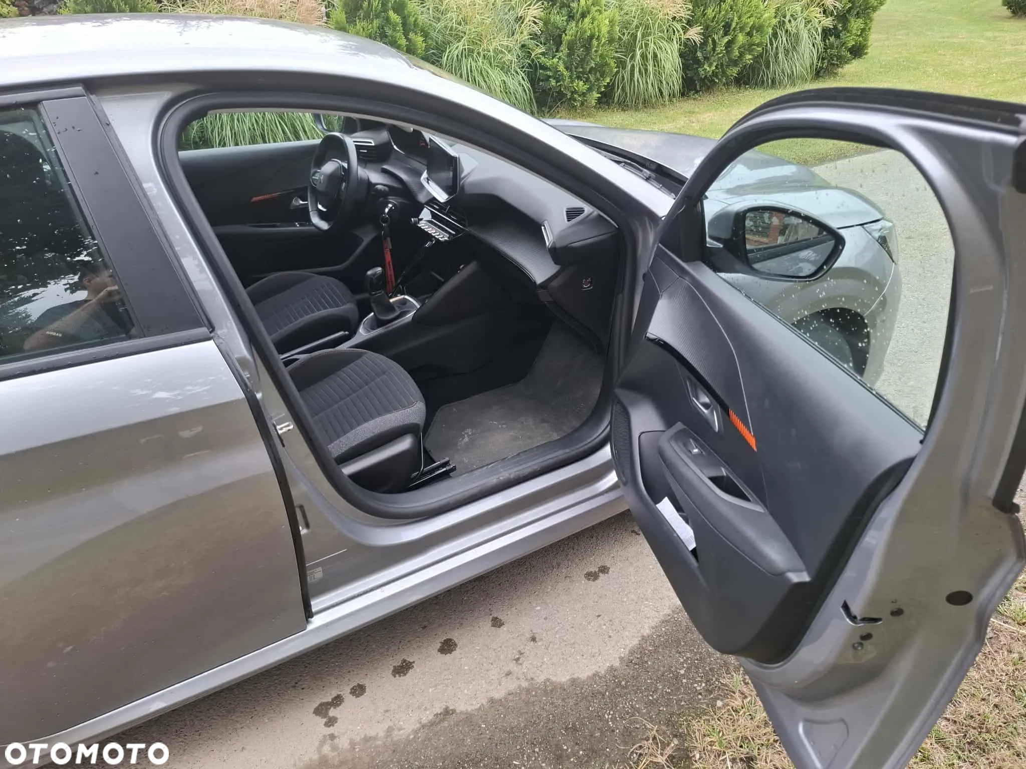 Peugeot 208 PureTech 75 Allure - 23