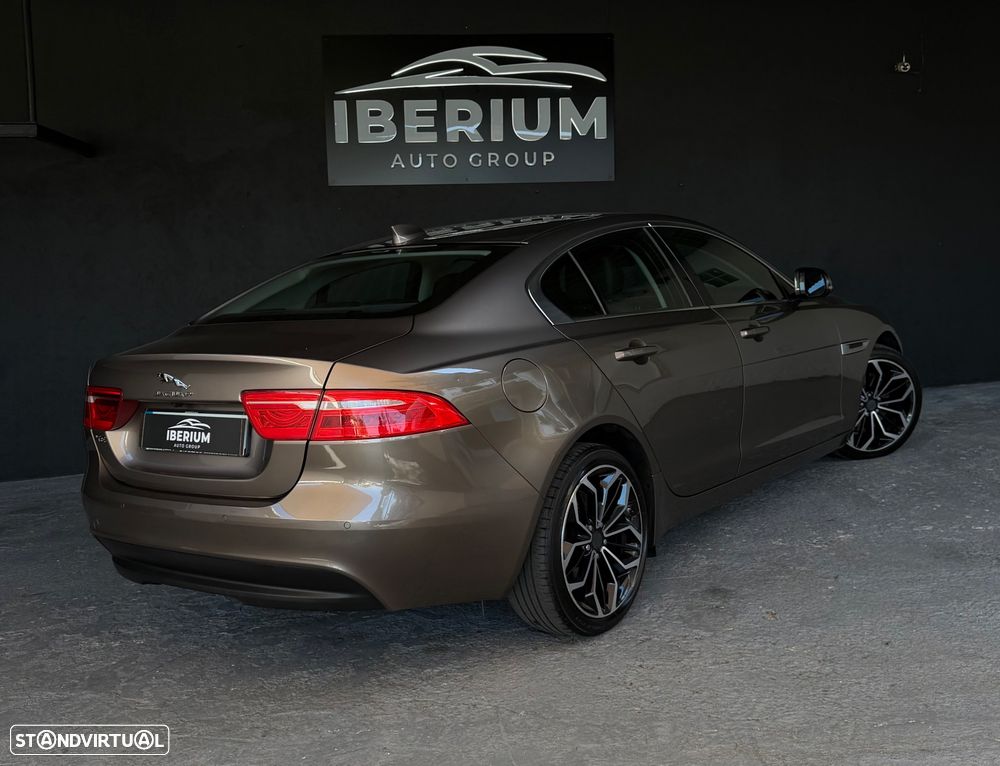Jaguar XE E-Performance Aut. R-Sport - 13
