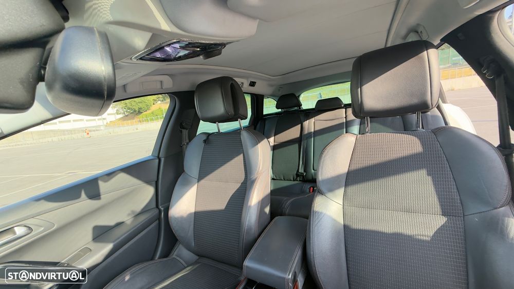 Peugeot 508 RXH - 8