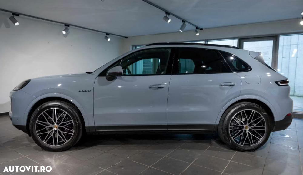 Porsche Cayenne E-Hybrid - 3