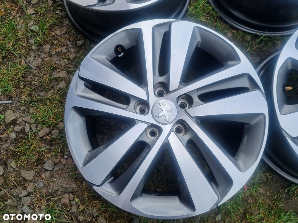 PEUGEOT TRAVELLER,CITROEN JUMPY,TOYOTA PROACE alu 7X17 ET46 5X108 jak nowe - 2