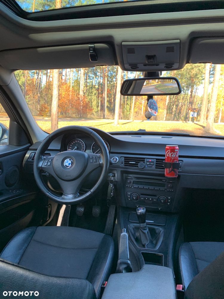 BMW Seria 3 320d - 9