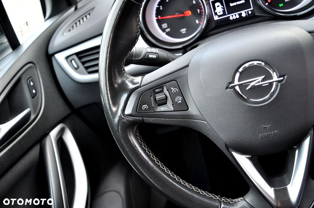 Opel Astra 1.4 Turbo Start/Stop Automatik Business Edition - 23