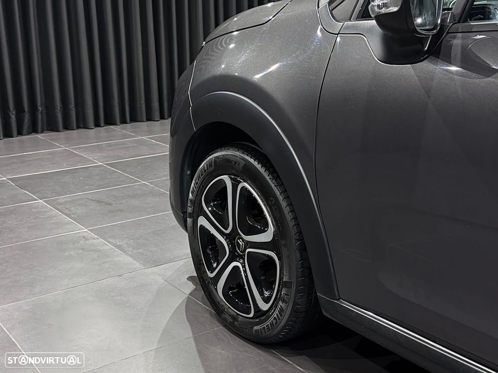 Citroën C3 1.2 PureTech Shine - 13