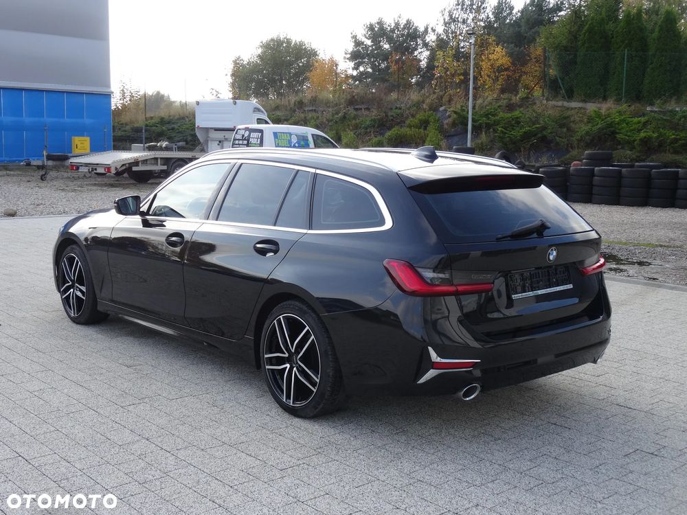 BMW Seria 3 320d M Sport Shadow sport - 7