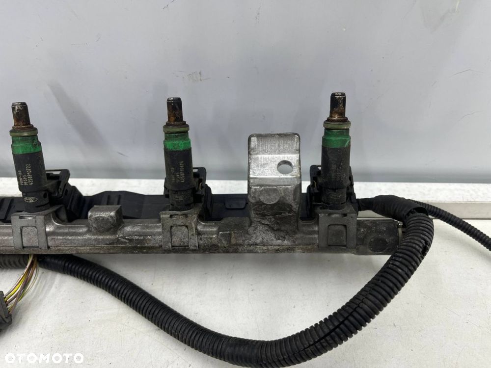 Listwa wtryskowa Mazda 2 Focus Fiesta 1.6b 1.4b 1.25b wtryski wiązka 98AG-14A390-LB - 6