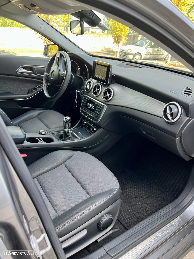 Mercedes-Benz GLA 180 CDi - 11