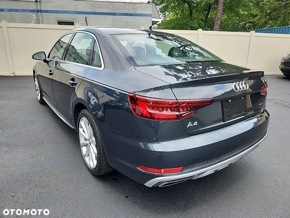 Audi A4 - 2