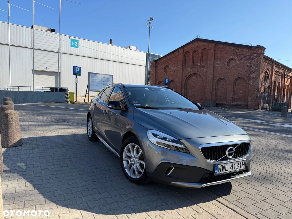 Volvo V40 D3 Drive-E Summum - 1