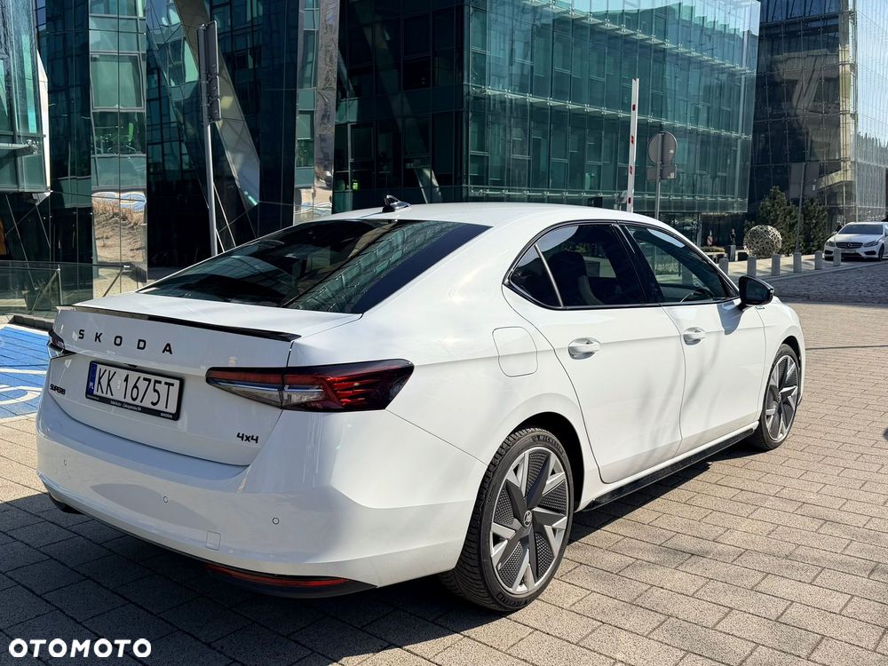 Skoda Superb 2.0 TDI SCR 4x4 Sportline DSG - 22