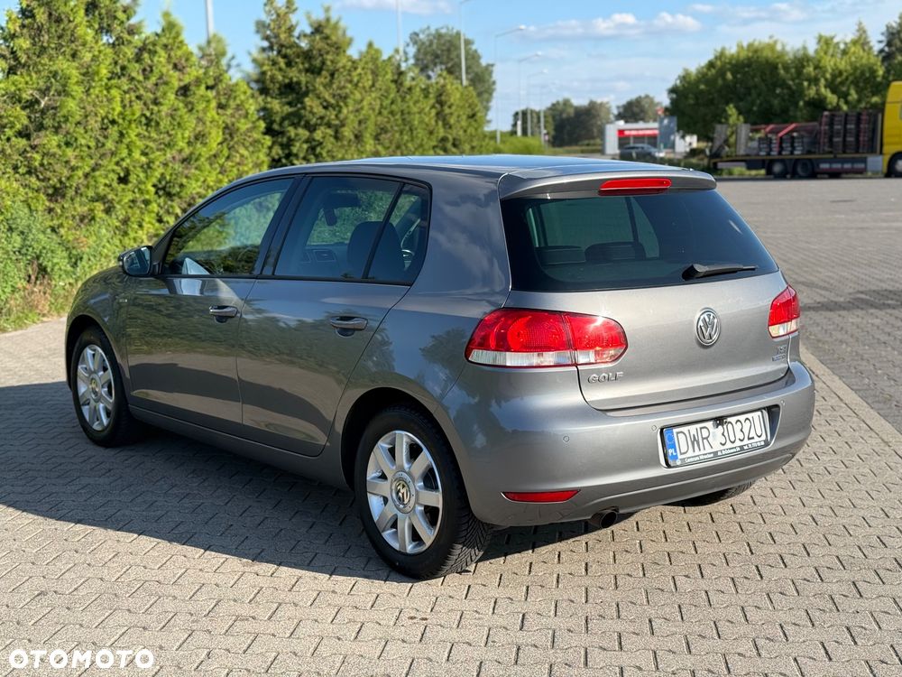 Volkswagen Golf 1.2 TSI MATCH - 8