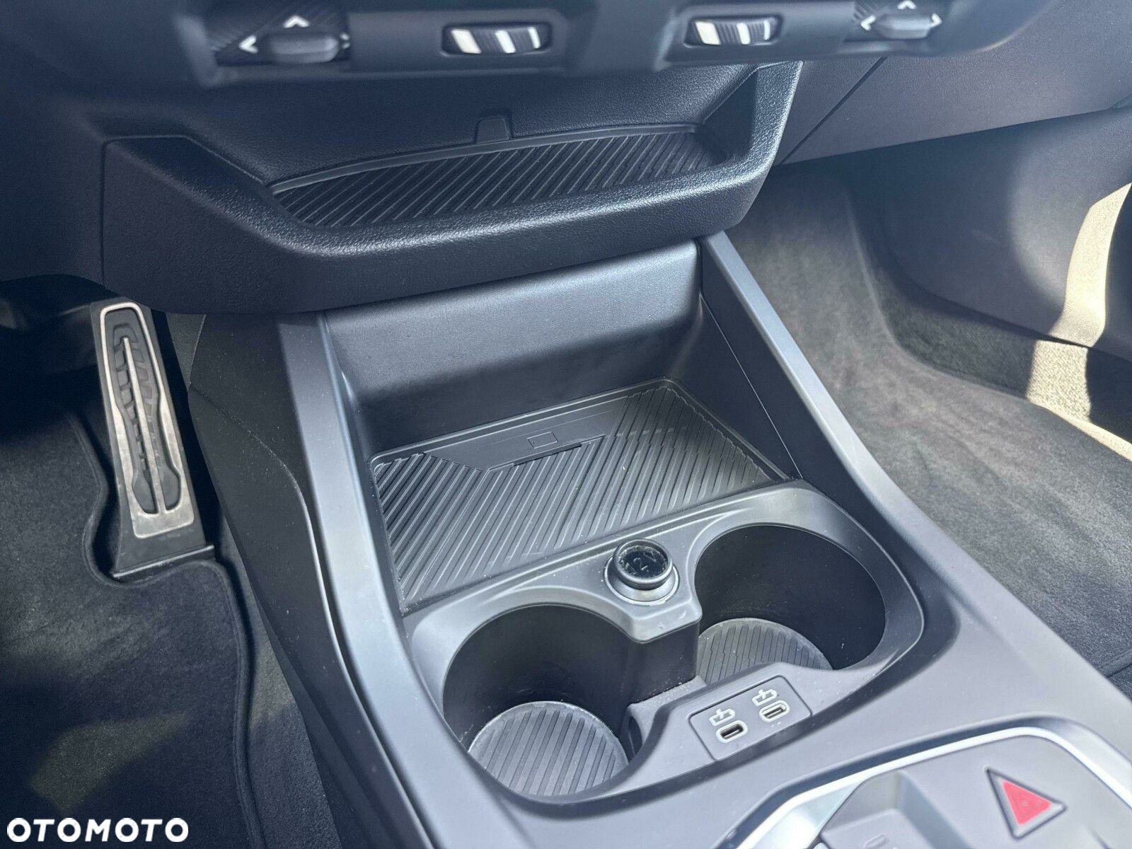 BMW Seria 1 - 21