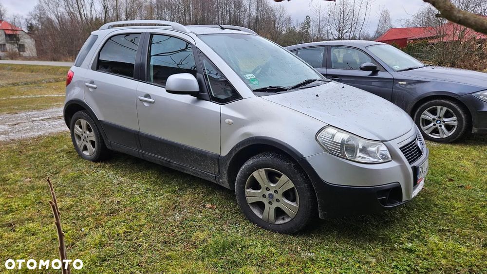 Fiat Sedici 1.9 Multijet 4x4 Dynamic - 4