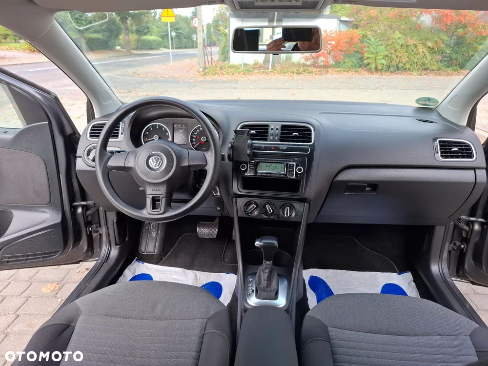 Volkswagen Polo - 25