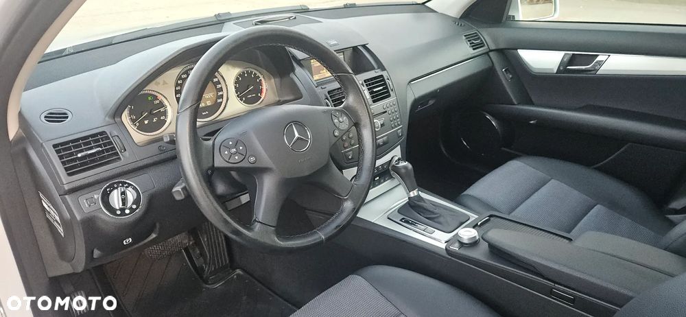 Mercedes-Benz Klasa C - 19