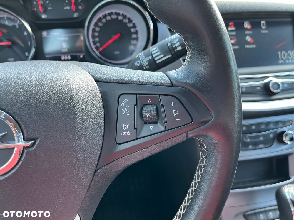 Opel Astra 1.4 T Enjoy S&S - 22