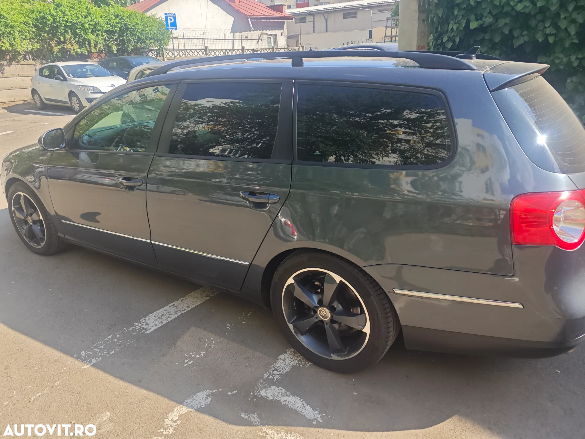 Volkswagen Passat Variant 2.0 TDI DPF DSG Highline - 6