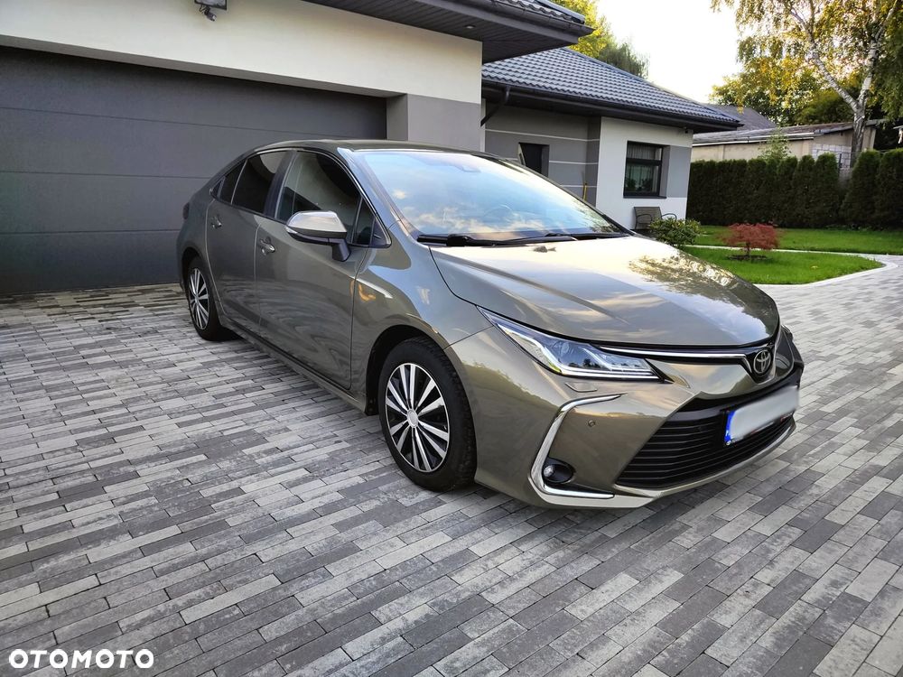 Toyota Corolla - 2