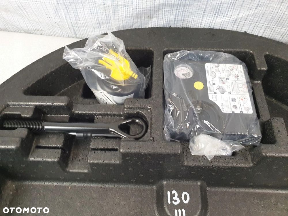 HYUNDAI I30 N HATCHBACK STYROPIAN ZESTAW 09149 - 4