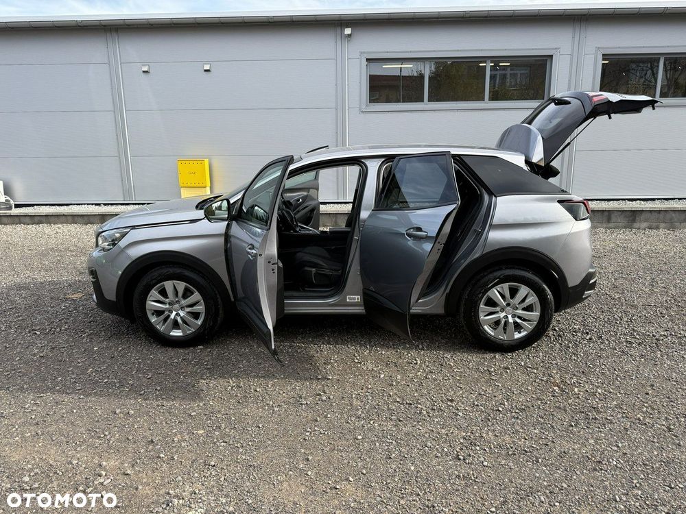 Peugeot 3008 - 18