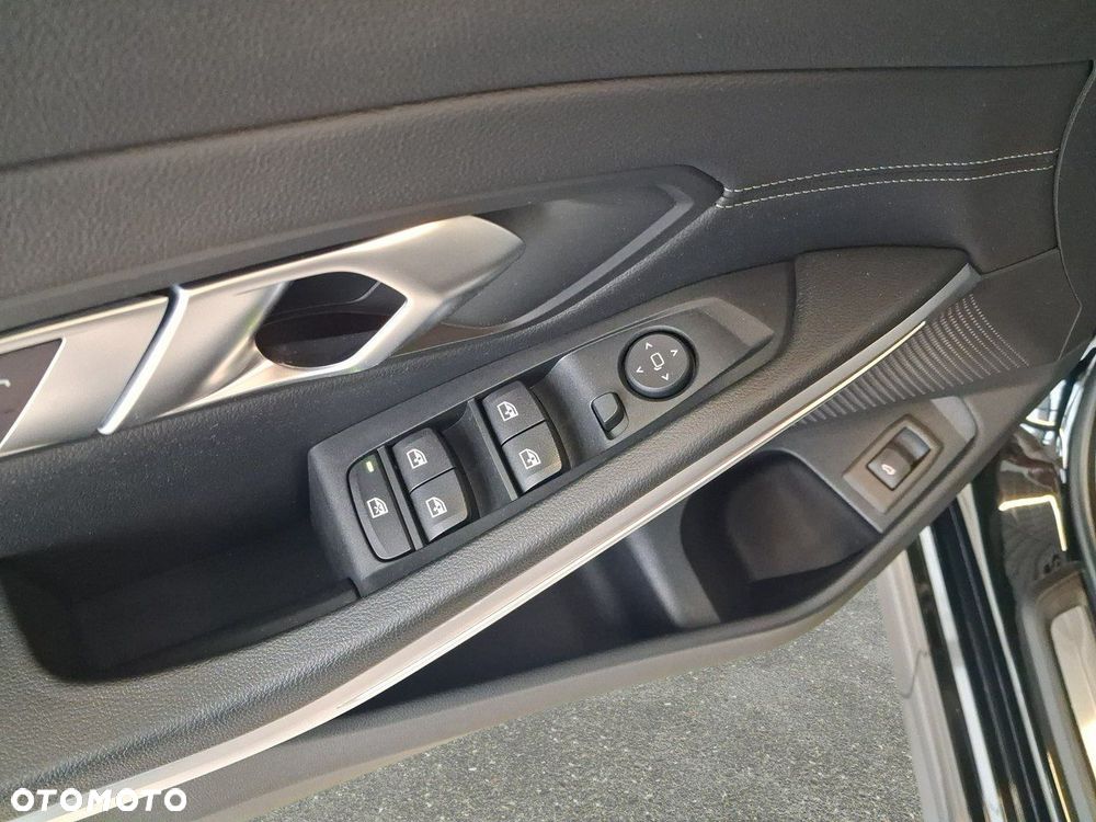 BMW Seria 3 - 24