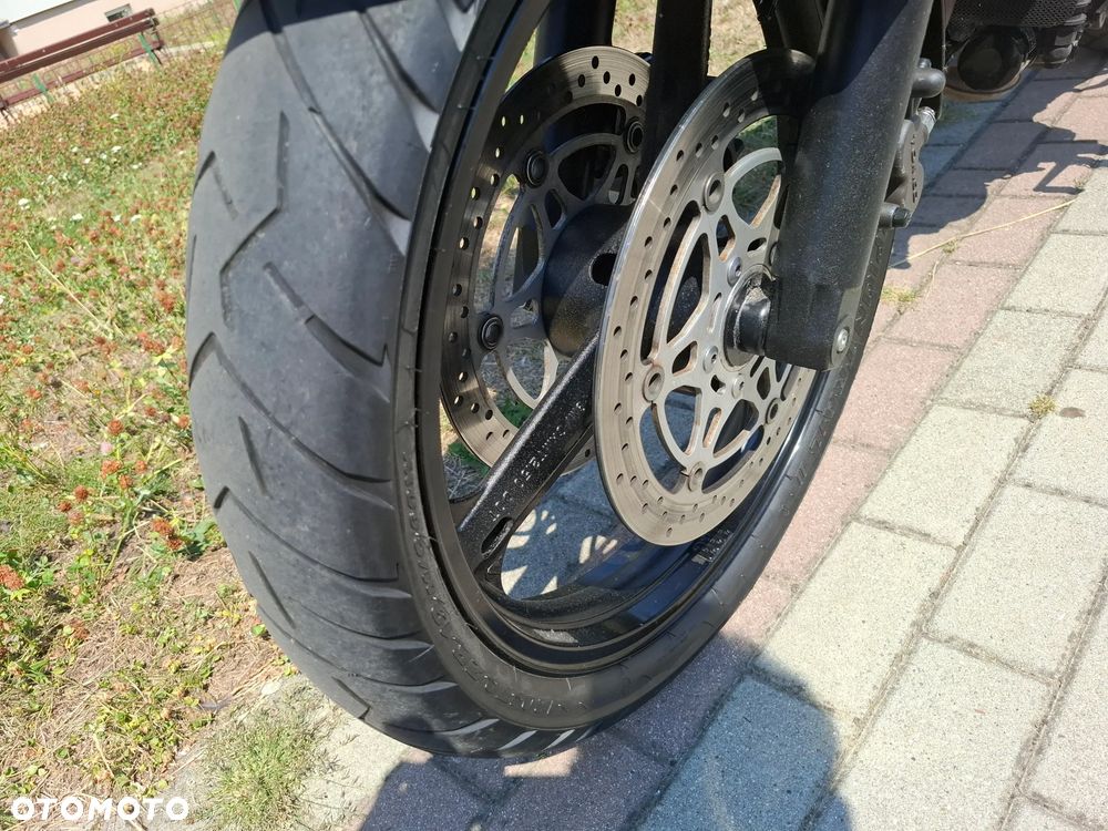 Suzuki V-STROM - 30