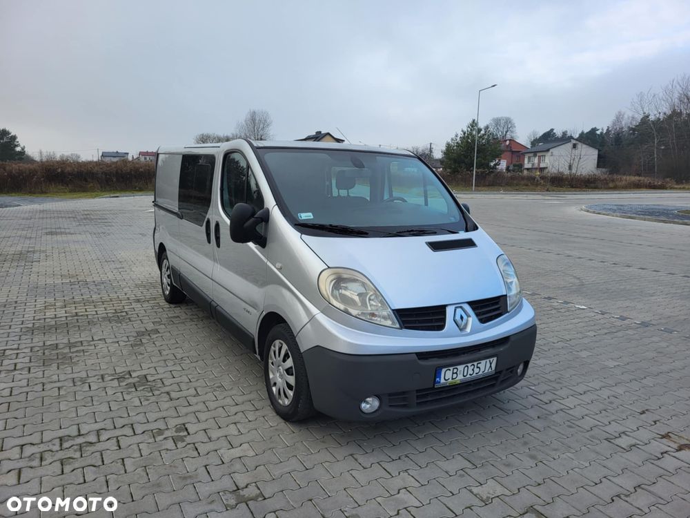 Renault Trafic - 10