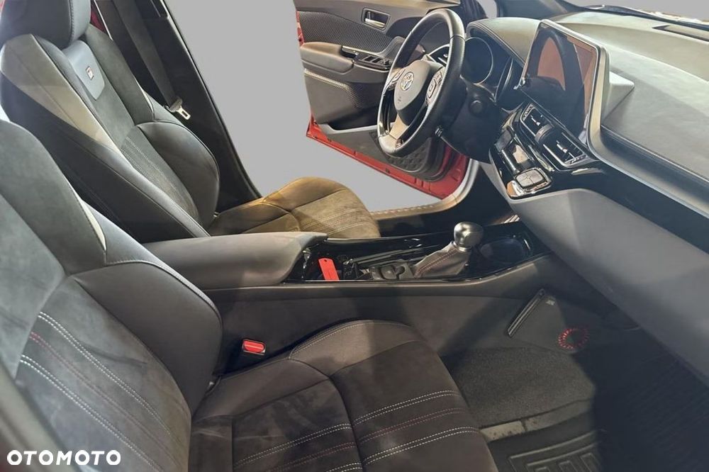 Toyota C-HR 1.8 Hybrid Dynamic - 9