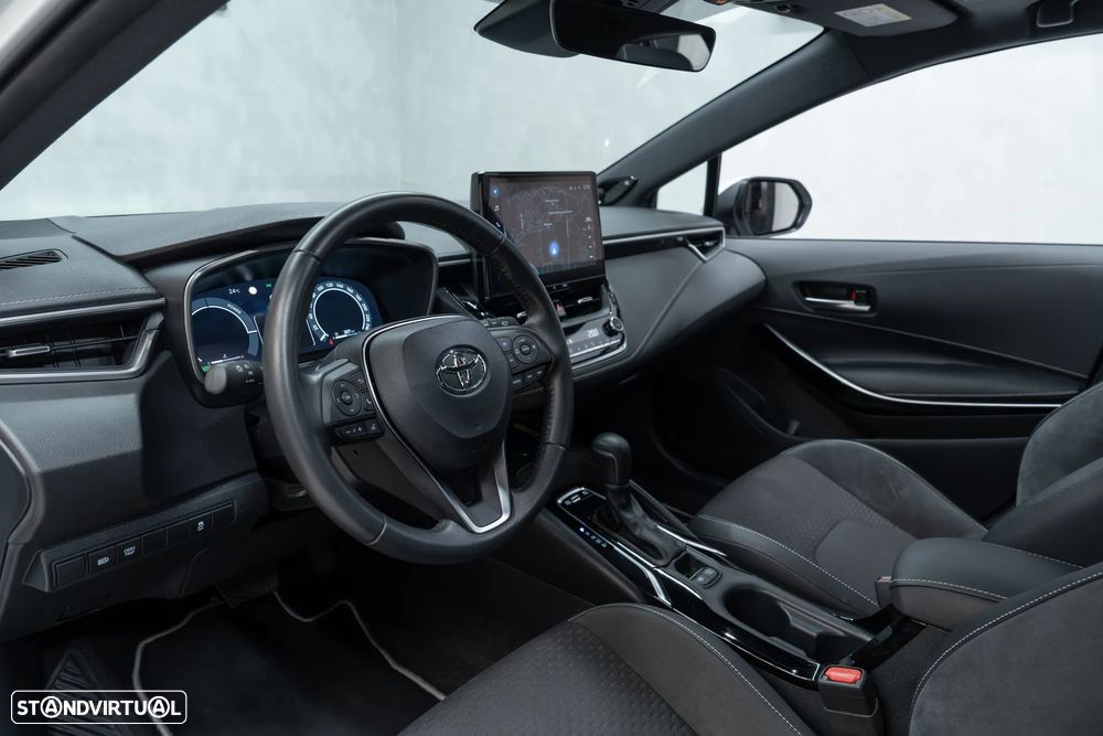 Toyota Corolla 1.8 Hybrid Exclusive - 17