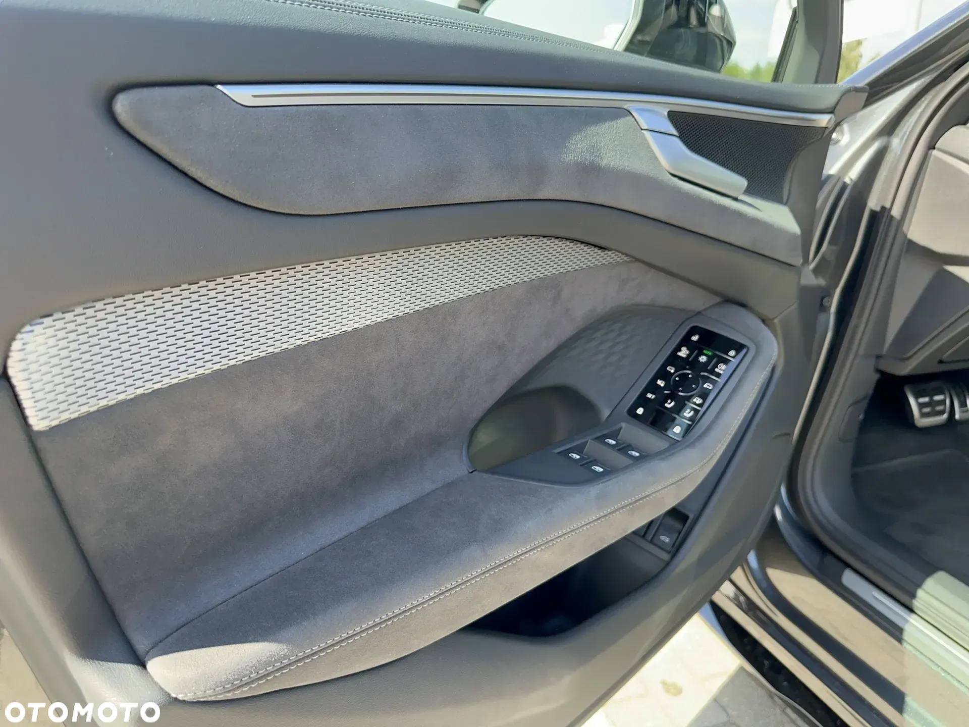 Audi A6 - 12