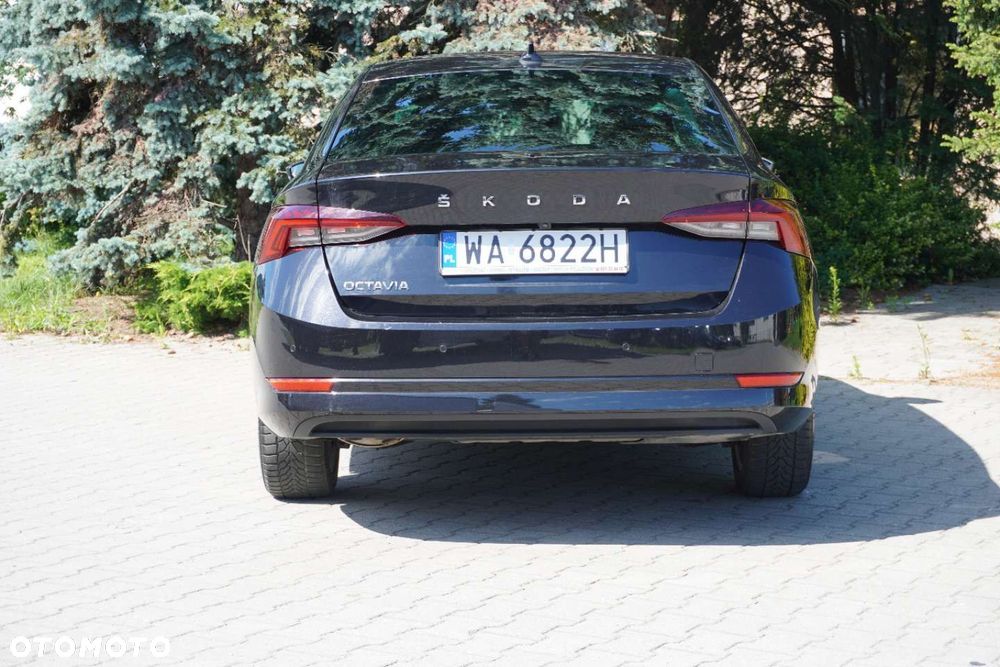 Skoda Octavia 2.0 TDI Ambition - 10