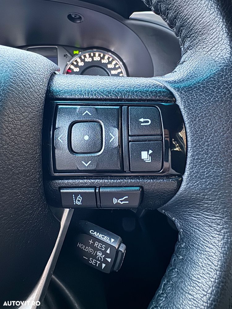 Toyota Hilux - 22