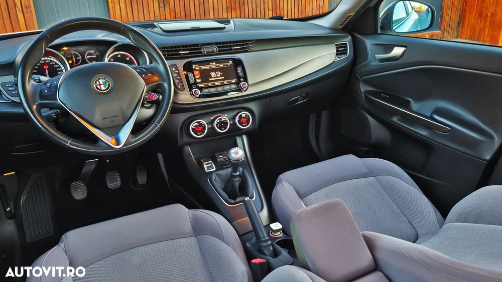 Alfa Romeo Giulietta - 10